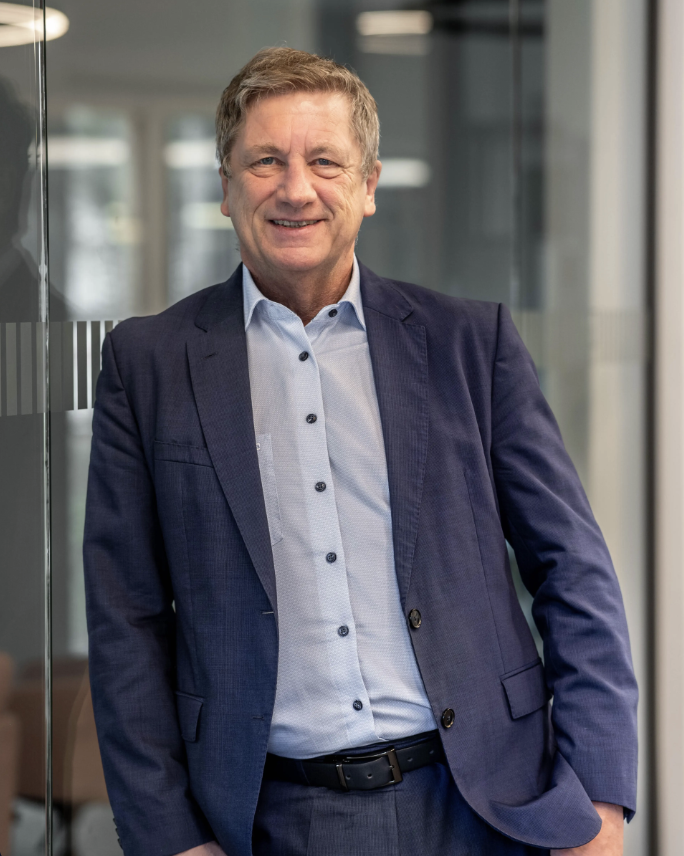 Prof. Dr. Mike Friedrichsen